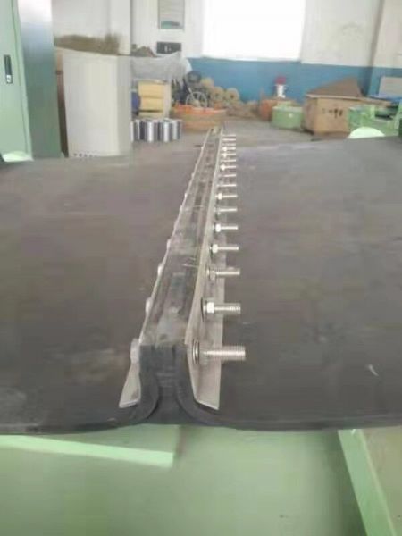 一字型刮板皮带-除铁器的适配皮带 卸铁器的皮带 环形带b1800mm
